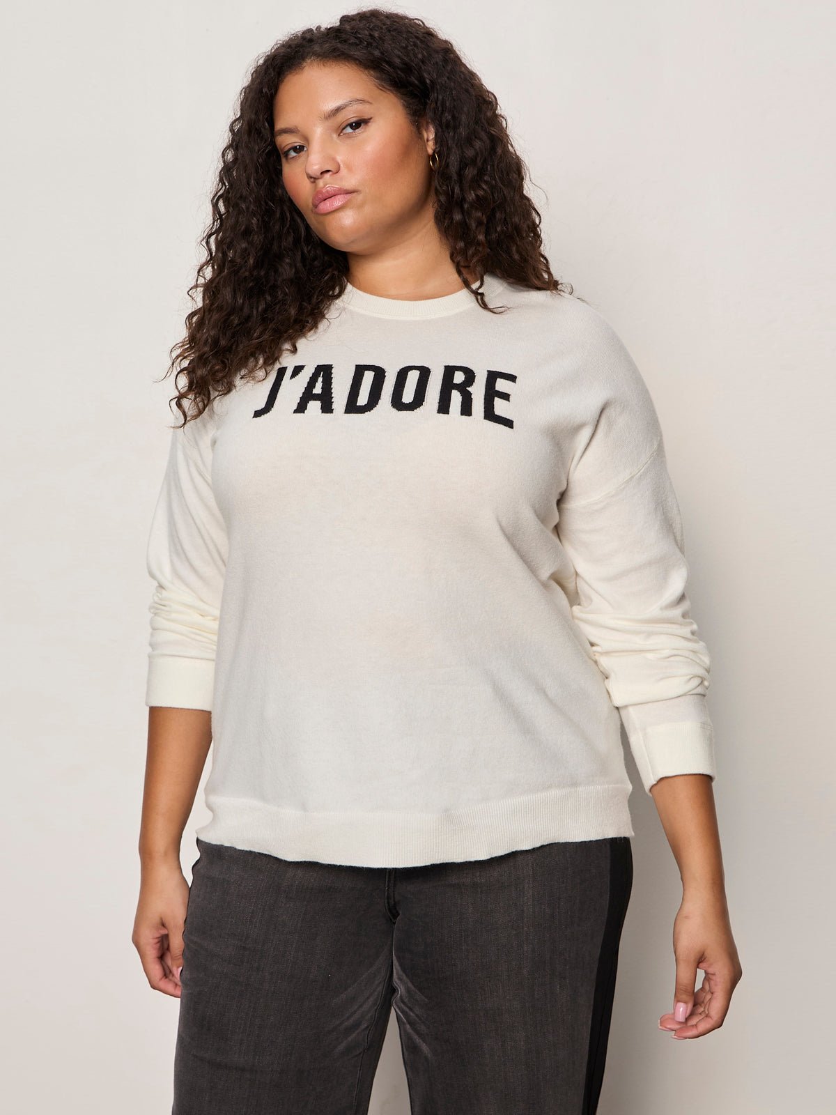 24/7 Popover Chalk With Black Extended Sizing