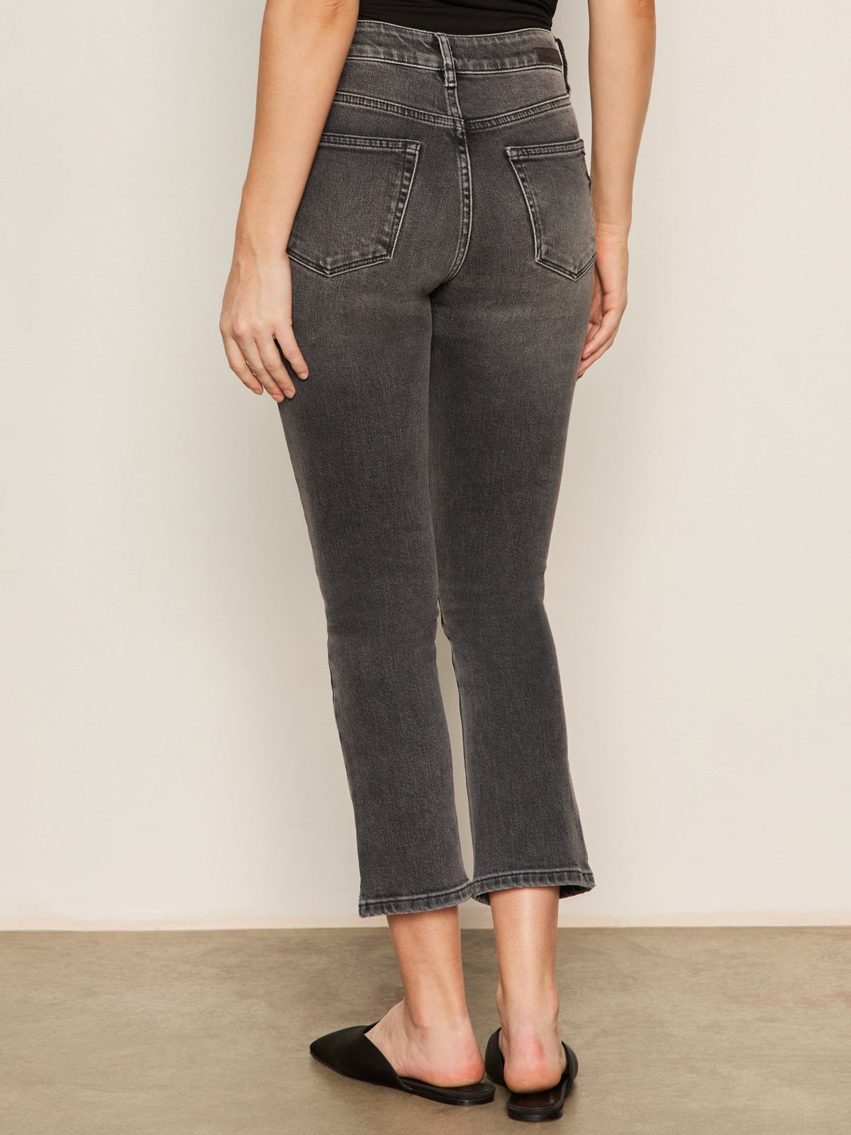 Astra Kick Crop Jean Washed Black Denim
